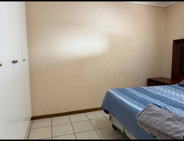 2 BEDROOM APARTMENT FOR SALE IN RUSTENBURG CENTRAL
